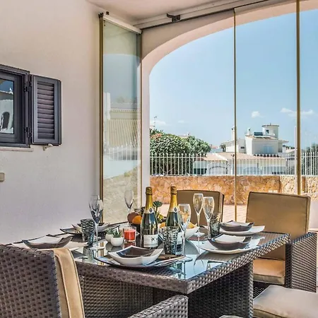 Vivienda Jade Villa *