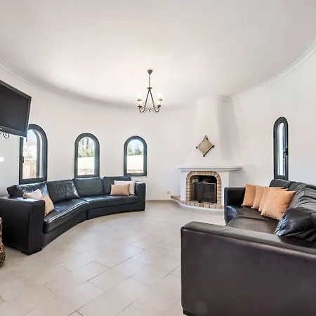 Vivienda Jade Βίλα *